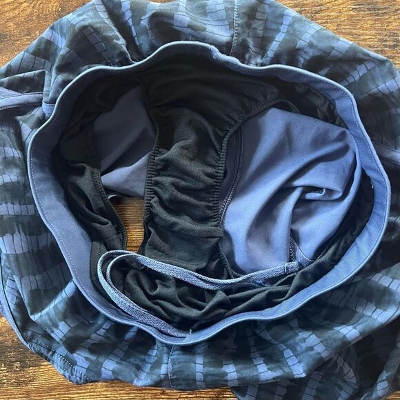 Under Armour Blue & Black Patterned Athletic Running Shorts - Picture 13 of 13